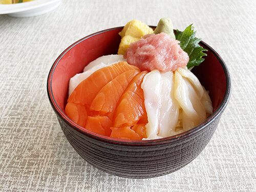 海鮮丼